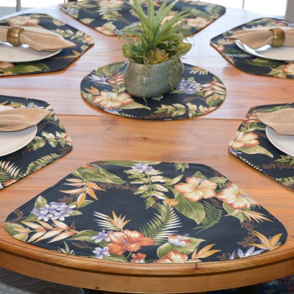 Sweet Pea Linens - Black Tropical Outdoor Fabric Wedge-Shaped Placemats - Set of Four plus Center Round-Charger (SKU#: RS5-1006-A11) - Table Setting