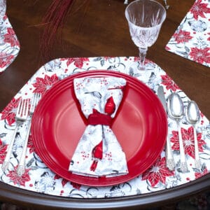 Sweet Pea Linens - Red Christmas Cardinal Cloth Napkin (SKU#: R-1010-X30) - Table Setting