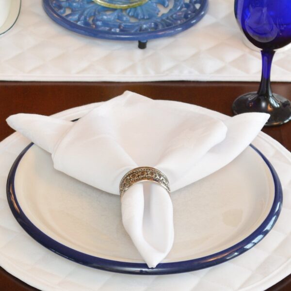 Sweet Pea Linens - Solid White Rolled Hem Jacquard Cloth Napkin (SKU#: R-1010-Y1) - Table Setting