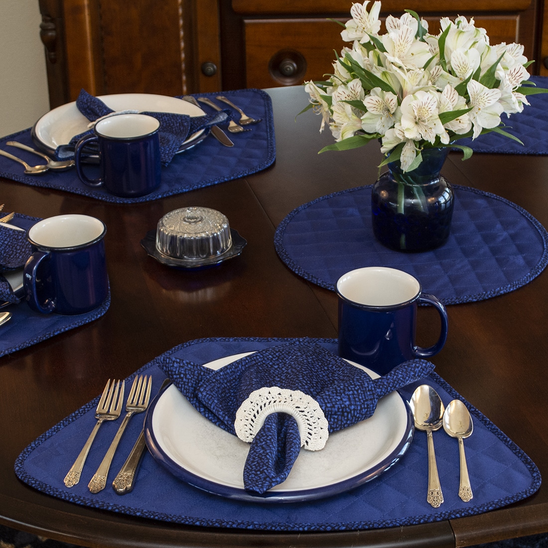Sweet Pea Linens - Dark Royal Blue Cobblestone Rolled Hem Cloth Napkins - Set of Four (SKU#: RS4-1010-Y30) - Alternate Table Setting